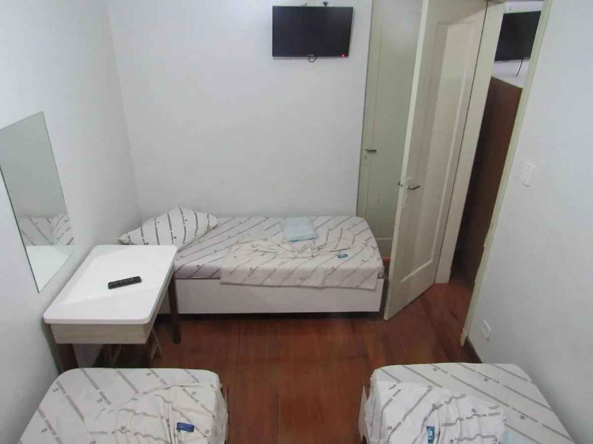 Hotel Moraes: Central Stay Near 25 de Março and Sampa Sky Sao Paulo